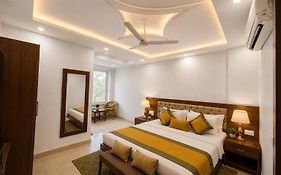 Premium Sitara Grand, Near Har Ke Pauri, Haridwar #Parking #Gamingzone #Conference Hall #Open Terrace